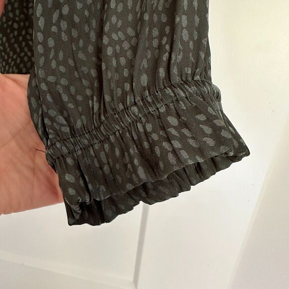 Ellen Weaver Silky Green Blouse Two Toned Size M Oversized Top Flowy - Picture 3 of 6